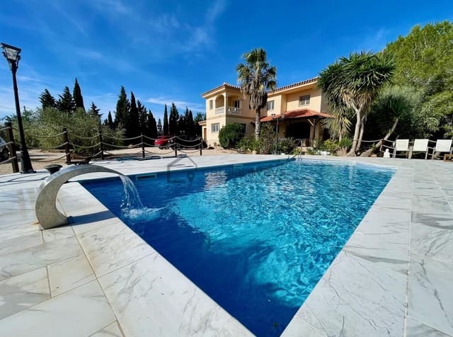 4 bedroom Finca/Country House for sale in L'Ampolla with pool - € 599,000 (Ref: 9368926)