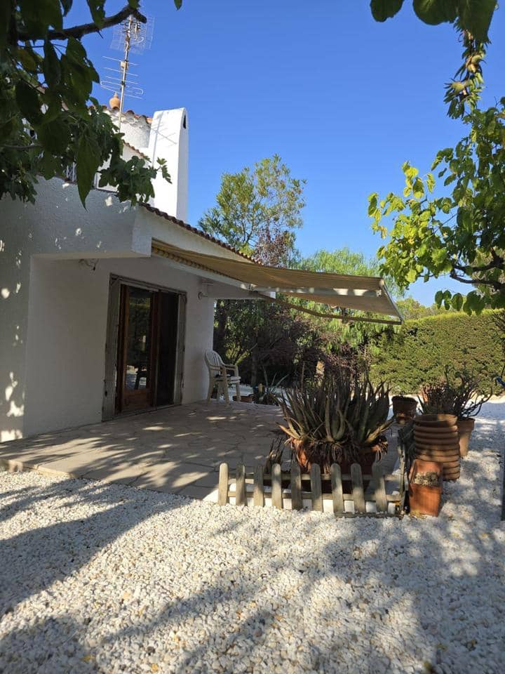 3 bedroom Villa for sale in L'Ametlla de Mar - € 219,000 (Ref: 9392019)