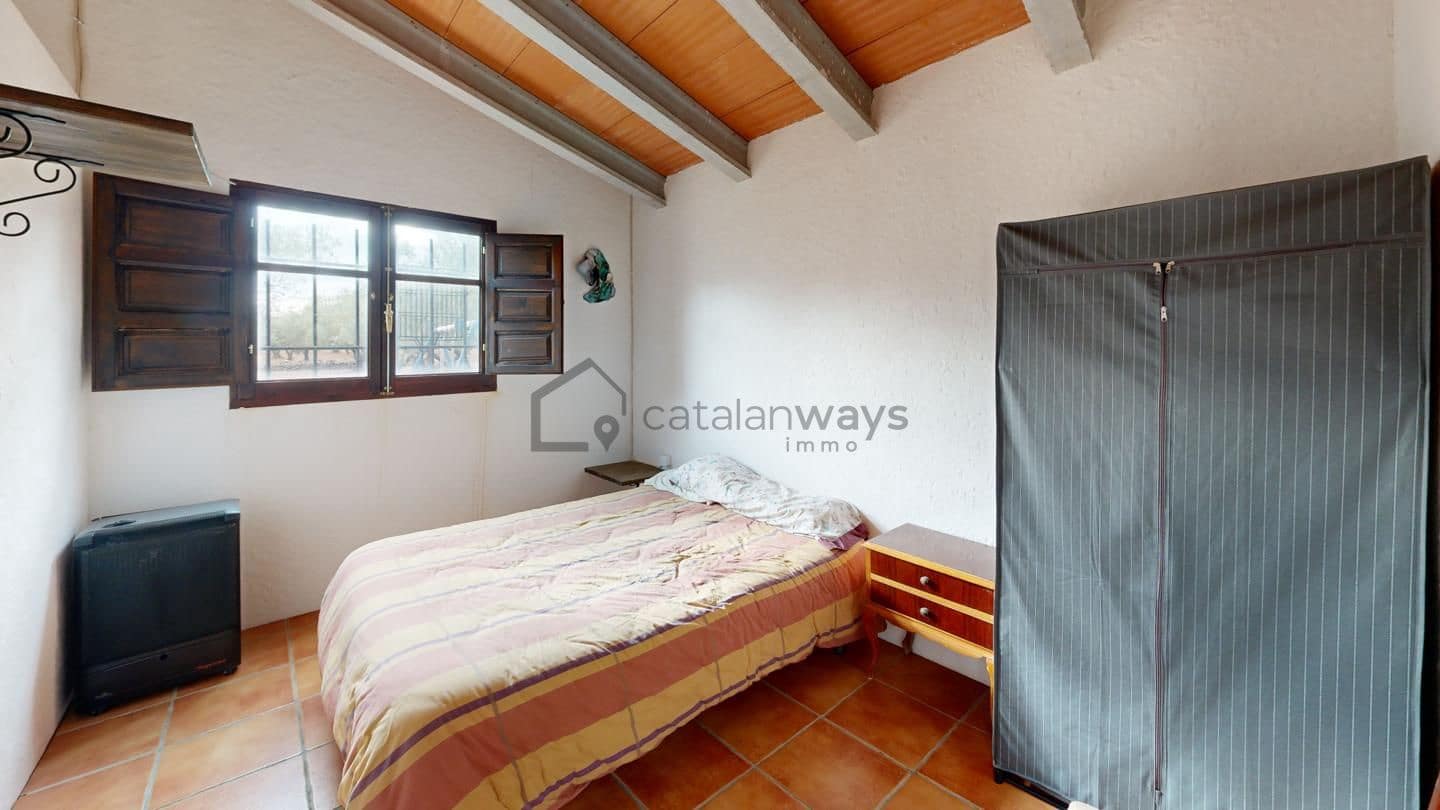 2 bedroom Finca/Country House for sale in Freginals - € 99,000 (Ref: 9517869)