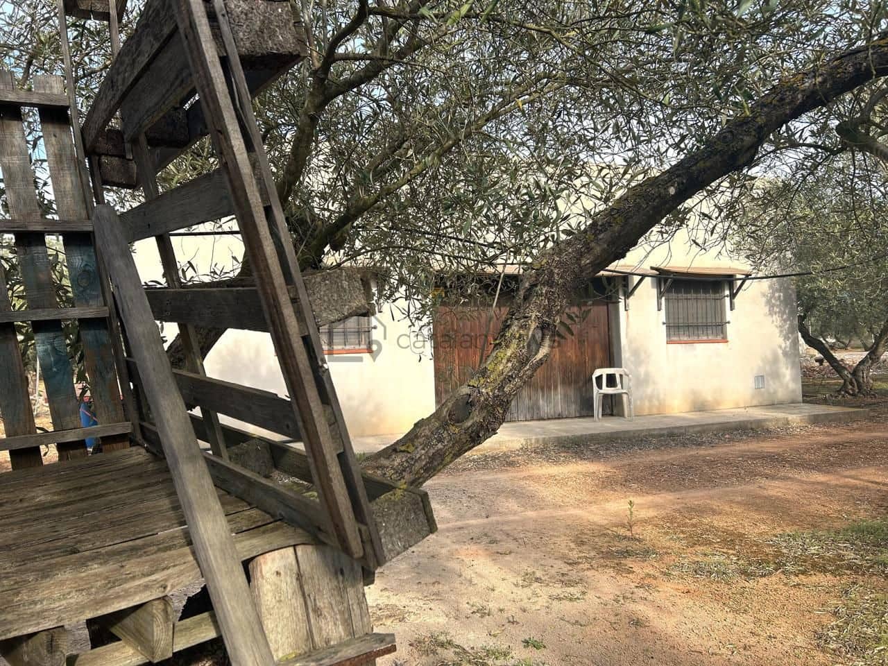 2 bedroom Finca/Country House for sale in Freginals - € 99,000 (Ref: 9517869)