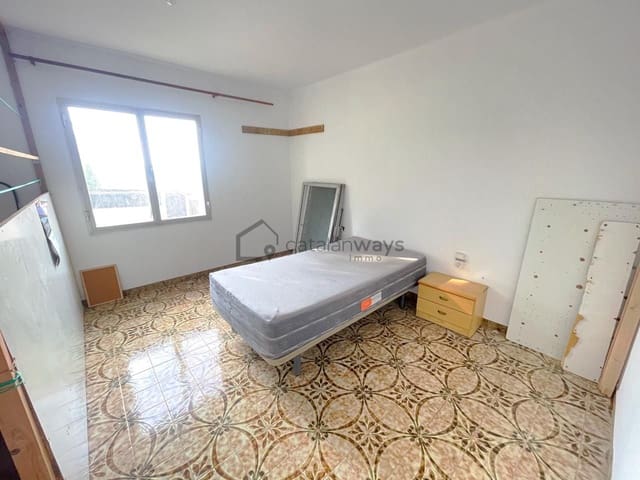 3 bedroom Finca/Country House for sale in Tortosa - € 265,000 (Ref: 9532832)