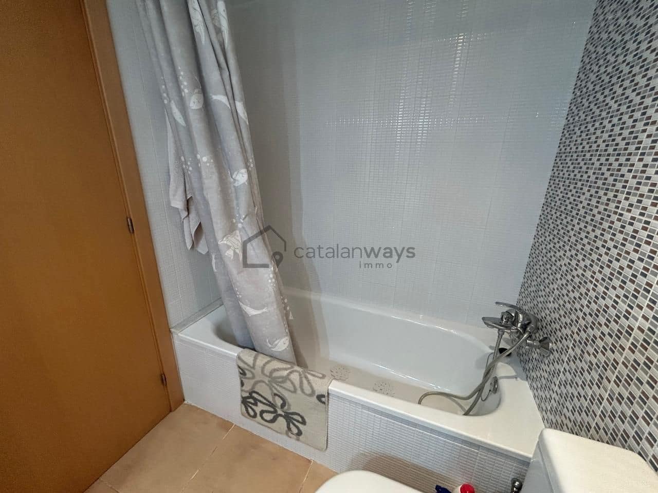 2 bedroom Villa for sale in L'Ampolla with pool - € 249,000 (Ref: 9557362)