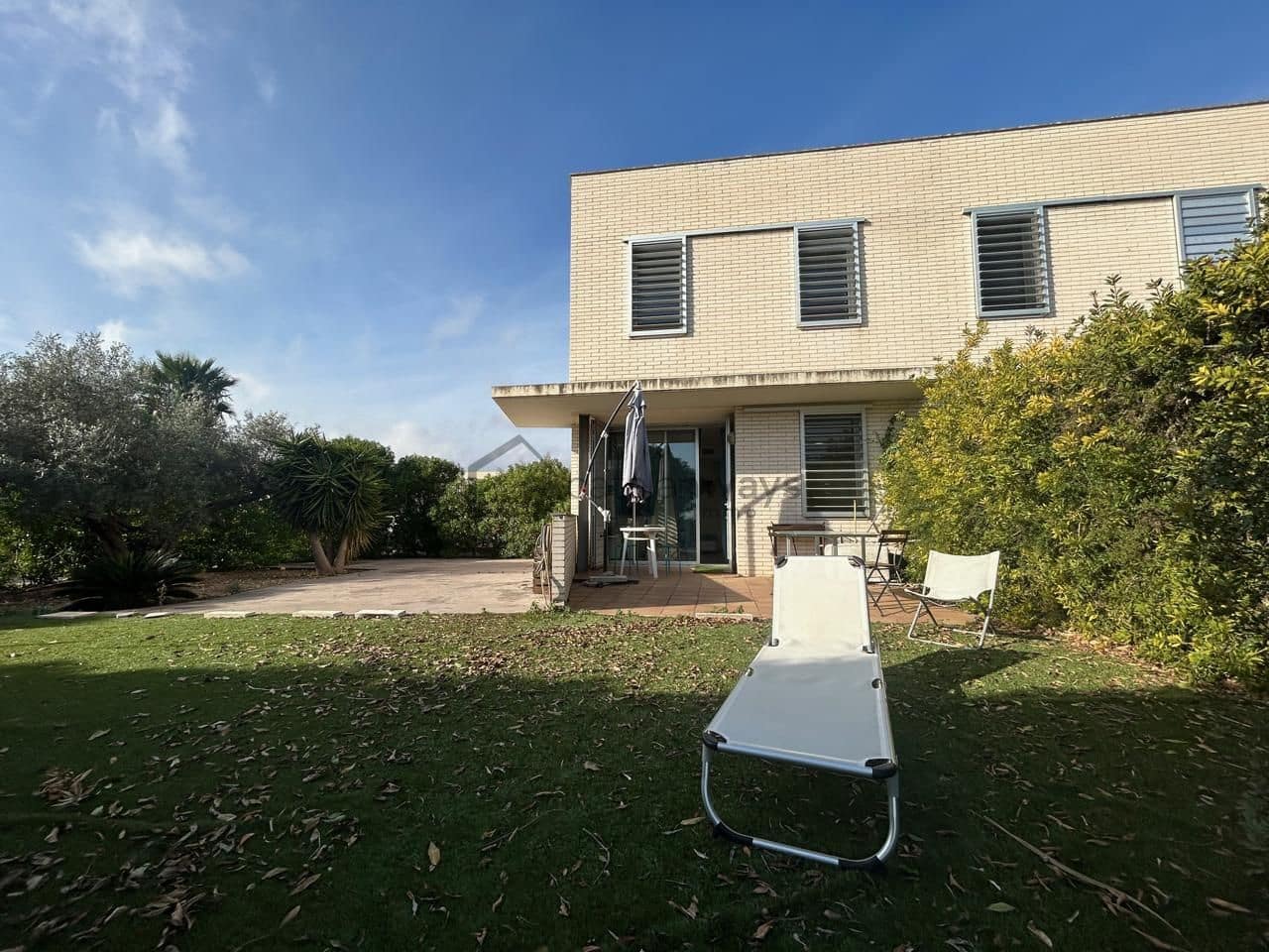 2 bedroom Villa for sale in L'Ampolla with pool - € 249,000 (Ref: 9557362)