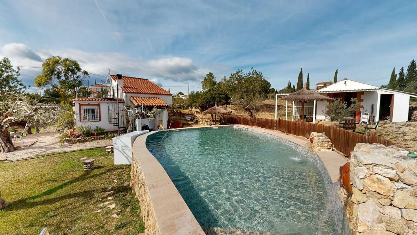 3 soveværelse Finca/Landehus til salg i L'Ampolla med swimmingpool - € 295.000 (Ref: 9628387)