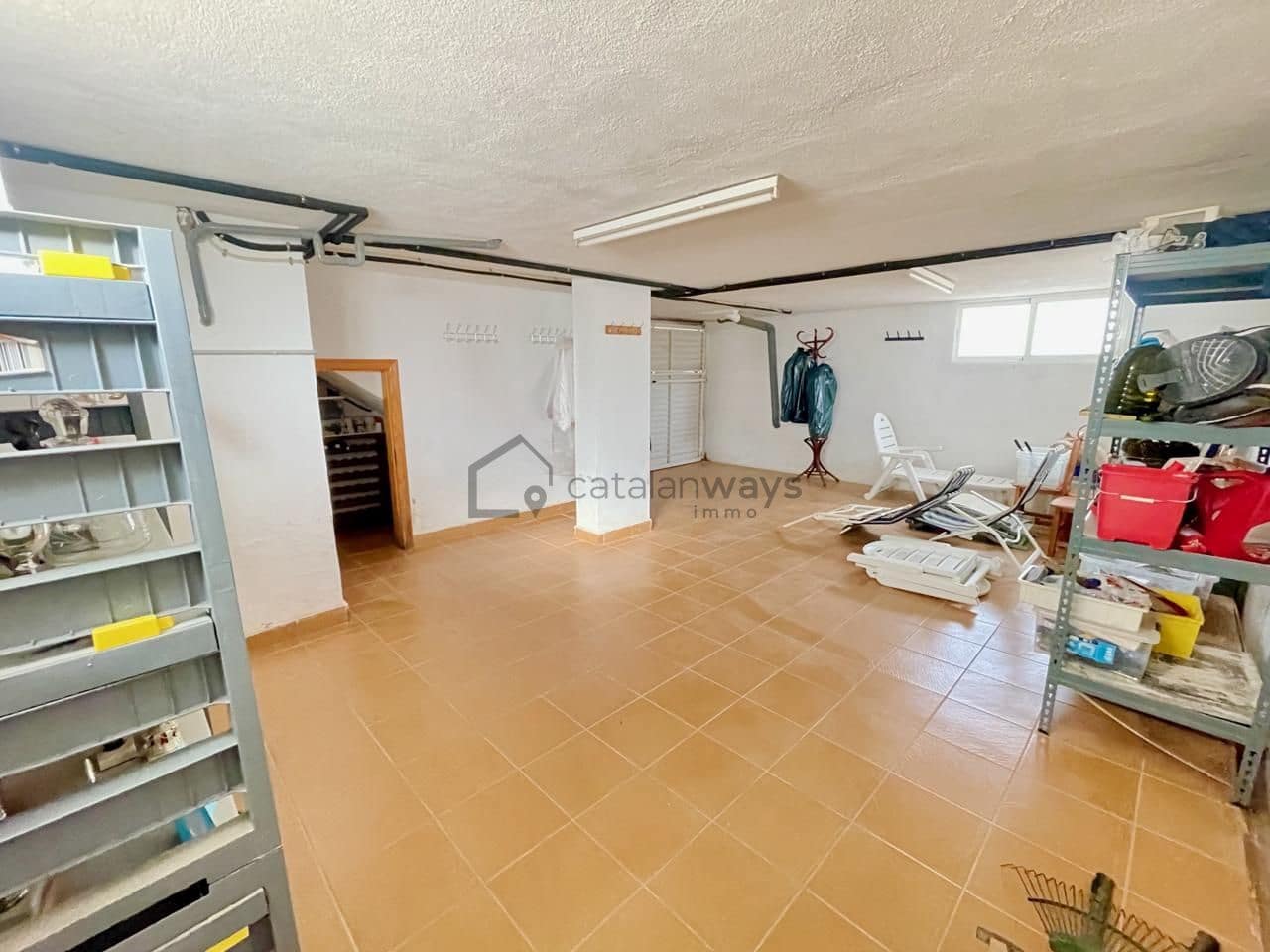 3 makuuhuone Huvila myytävänä paikassa L'Ametlla de Mar mukana uima-altaan 
autotalli - 380 000 € (Ref: 9776890)