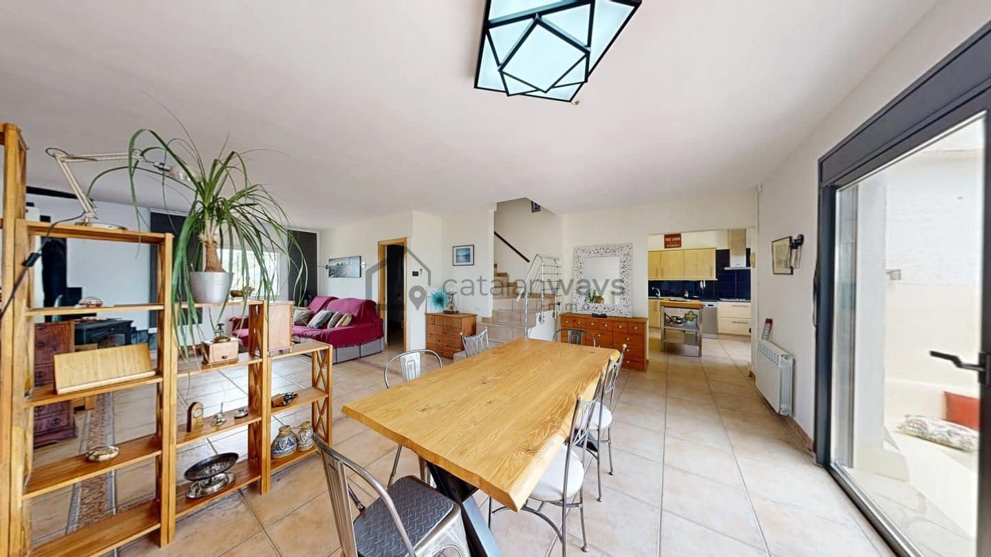 3 bedroom Finca/Country House for sale in L'Ampolla with pool - € 365,000 (Ref: 9827499)