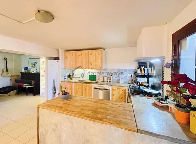 11 soveværelse Finca/Landehus til salg i Rasquera med swimmingpool - € 730.000 (Ref: 9854395)