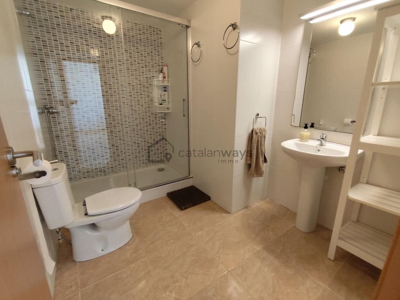 4 bedroom Flat for sale in Sant Jaume d'Enveja - € 125,000 (Ref: 9909044)
