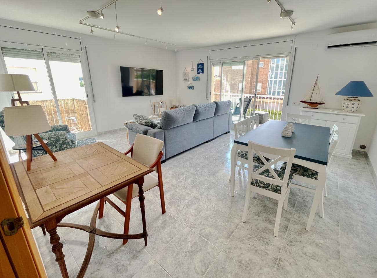 3 bedroom Flat for sale in L'Ampolla with garage - € 225,000 (Ref: 9938687)