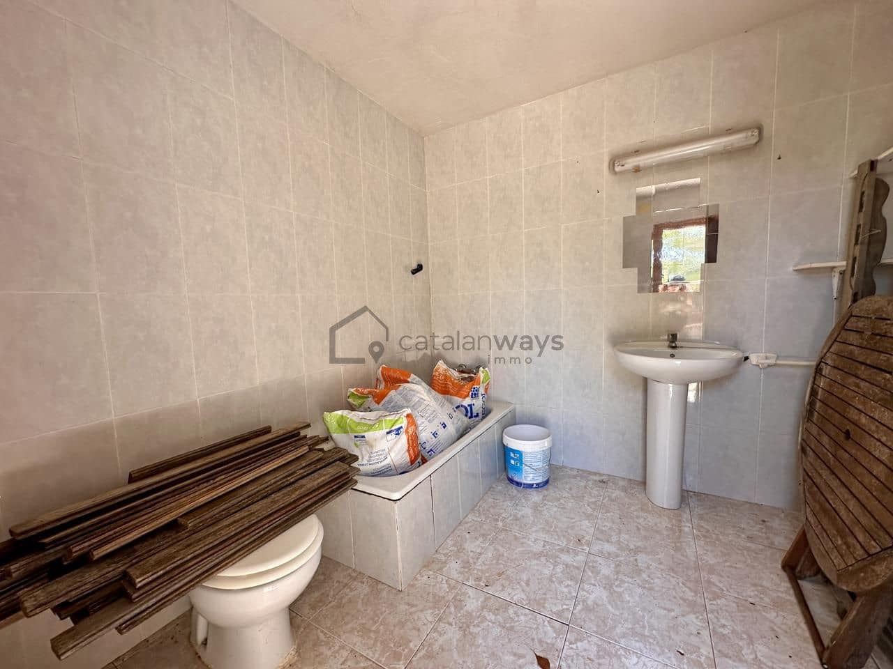 3 bedroom Finca/Country House for sale in L'Ametlla de Mar with garage - € 265,000 (Ref: 9950330)