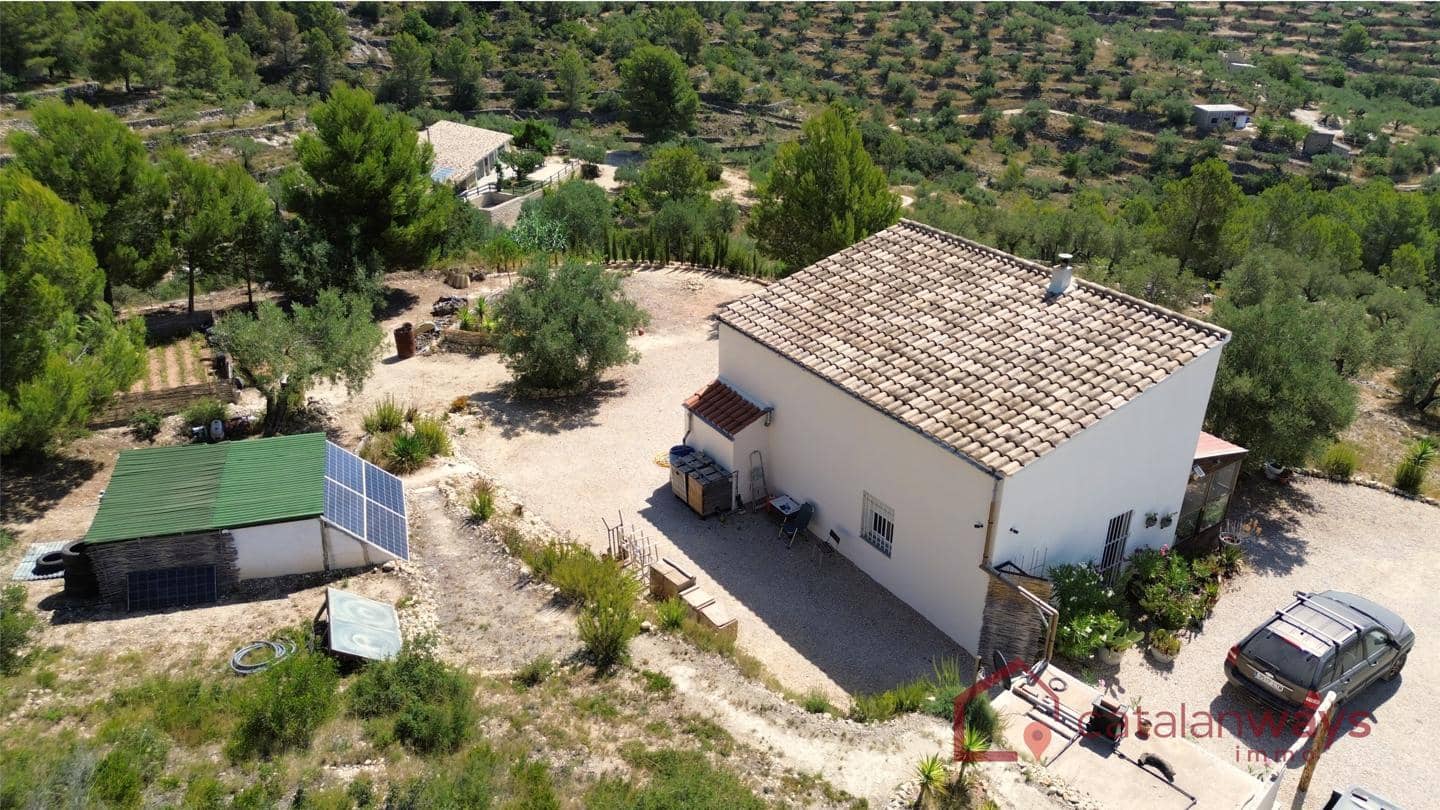 3 slaapkamer Finca/Landhuis te koop in Tortosa - € 285.000 (Ref: 9953553)