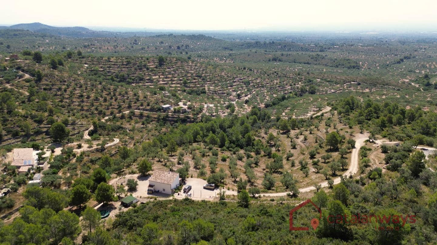 3 slaapkamer Finca/Landhuis te koop in Tortosa - € 285.000 (Ref: 9953553)