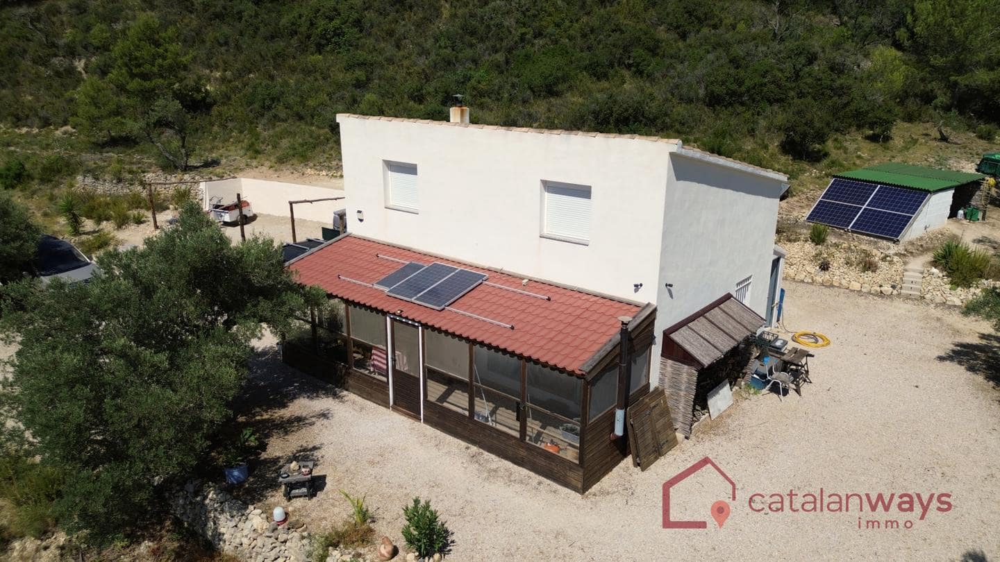 3 slaapkamer Finca/Landhuis te koop in Tortosa - € 285.000 (Ref: 9953553)