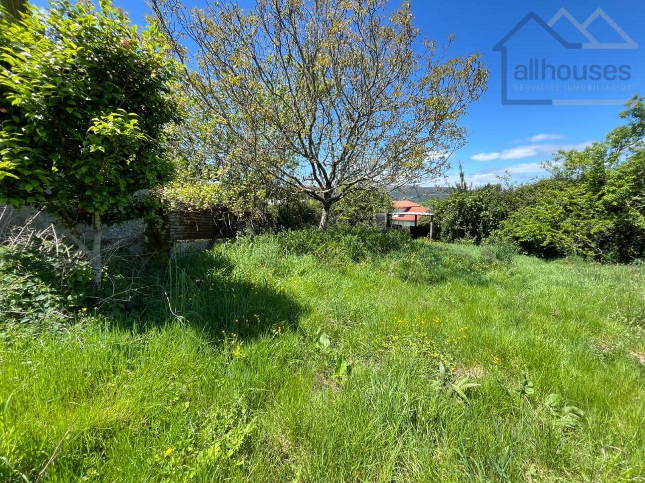 5 bedroom Townhouse for sale in A Estrada with garage - € 149,000 (Ref: 9417258)