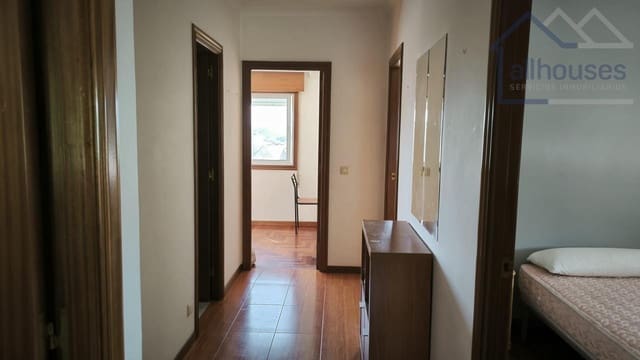 3 makuuhuone Kattohuoneisto myytävänä paikassa Mos - 135 000 € (Ref: 9417260)