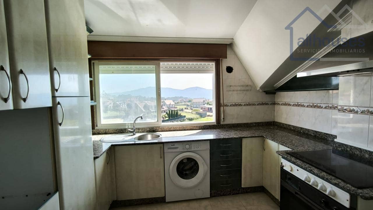 3 bedroom Penthouse for sale in Mos - € 135,000 (Ref: 9417260)