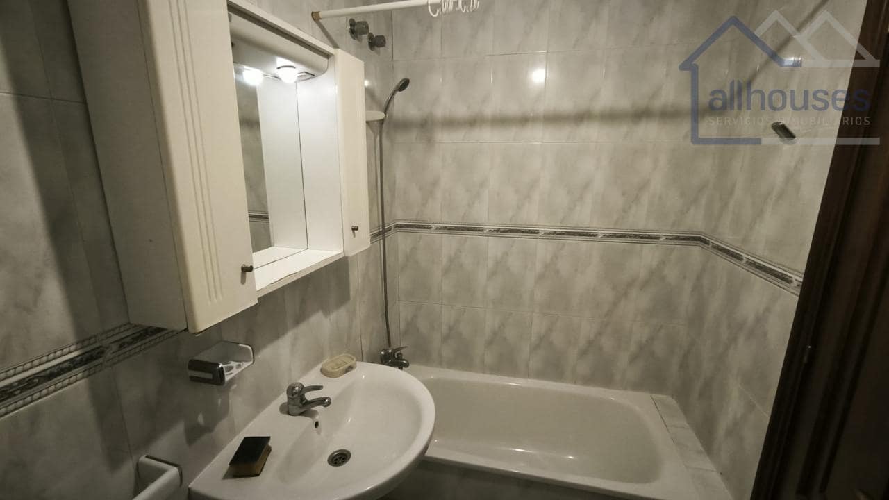 3 bedroom Penthouse for sale in Mos - € 135,000 (Ref: 9417260)