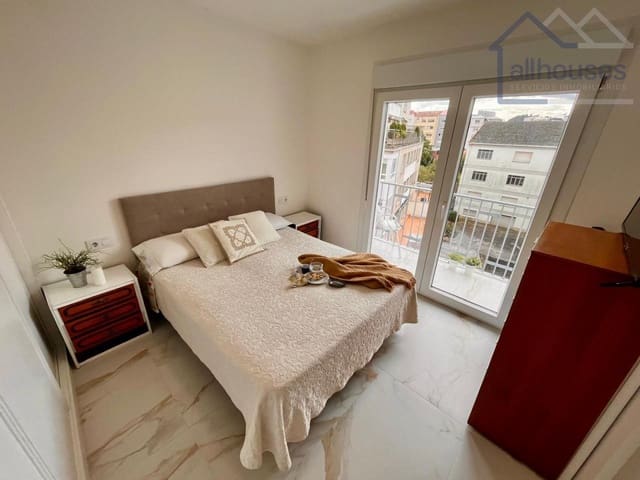 5 sovrum Lägenhet till salu i Pontevedra stad - 300 000 € (Ref: 9417265)