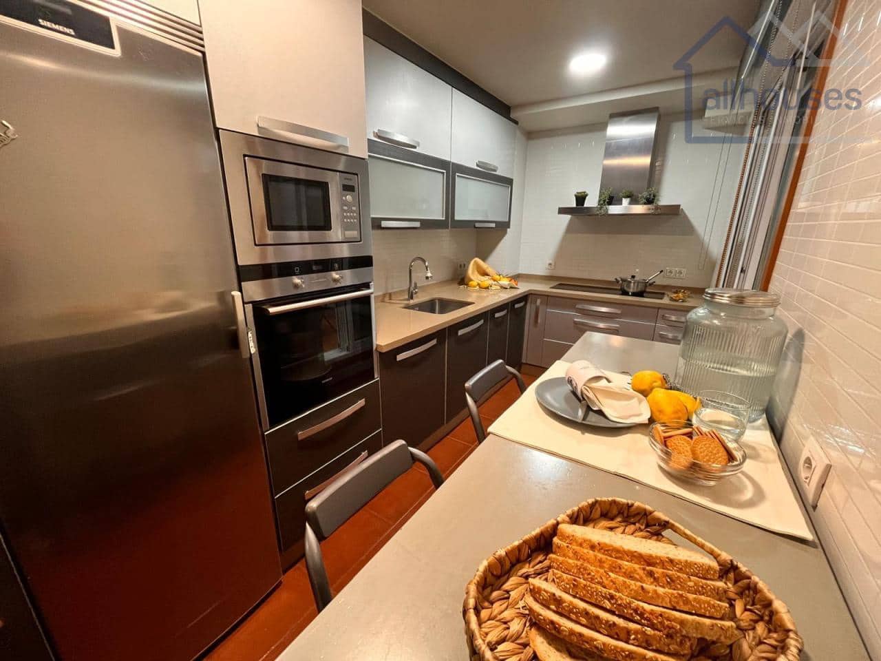 Piso de 3 habitaciones en Pontevedra ciudad en venta con garaje - 325.000 € (Ref: 9417269)