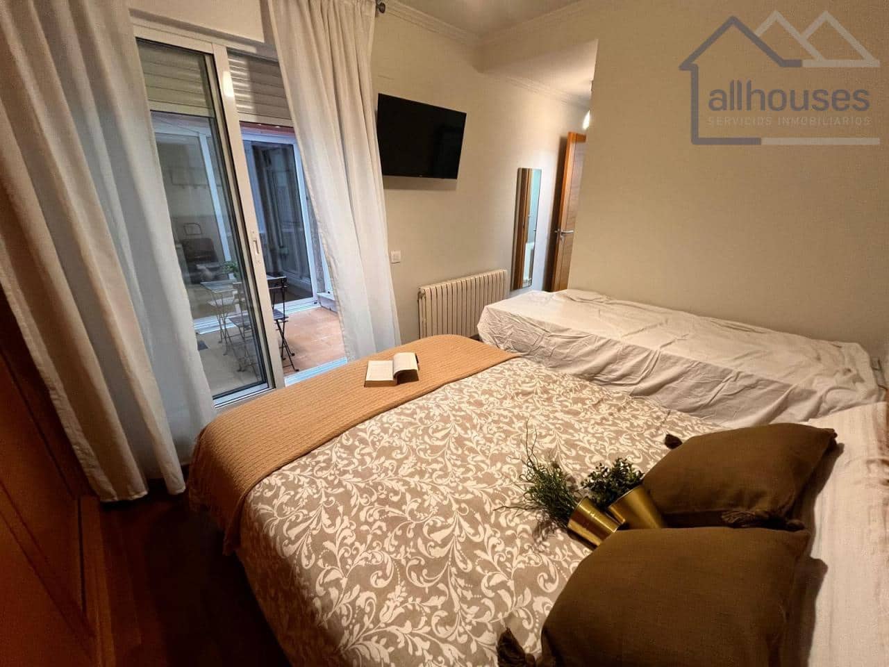 Piso de 3 habitaciones en Pontevedra ciudad en venta con garaje - 325.000 € (Ref: 9417269)