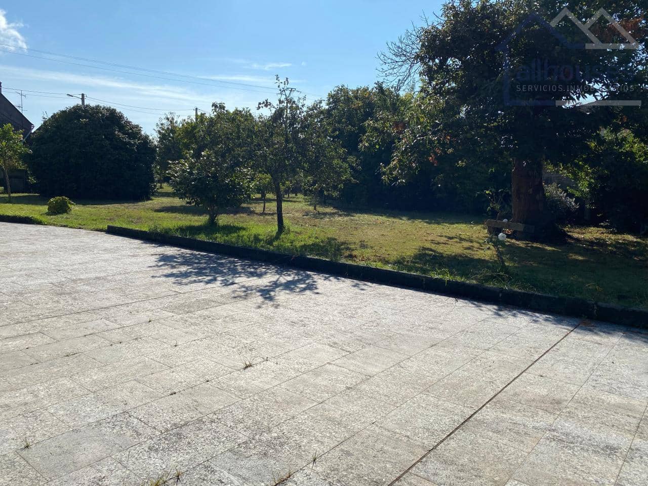 4 bedroom Townhouse for sale in Tui with garage - € 360,000 (Ref: 9417270)