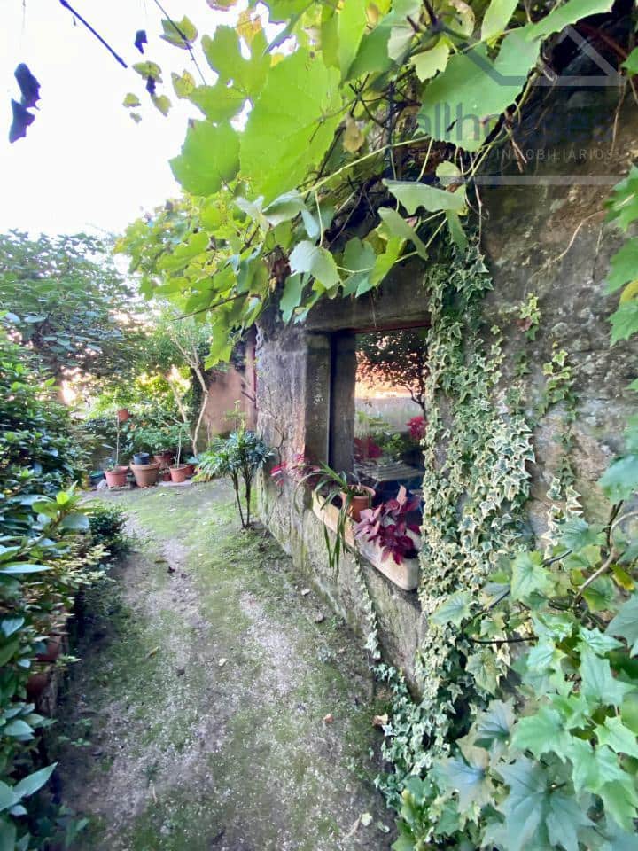 4 bedroom Townhouse for sale in Tui with garage - € 415,000 (Ref: 9417271)