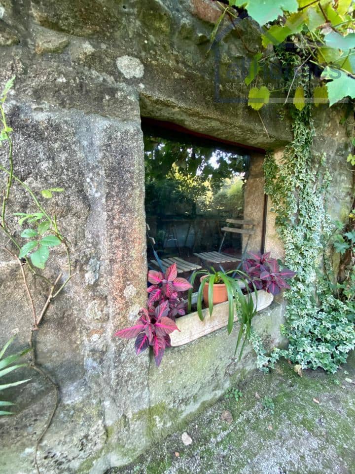 4 bedroom Townhouse for sale in Tui with garage - € 415,000 (Ref: 9417271)