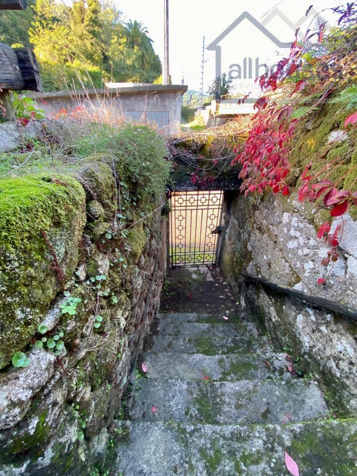 4 bedroom Townhouse for sale in Tui with garage - € 415,000 (Ref: 9417271)