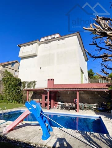 5 bedroom Townhouse for sale in Gondomar with pool garage - € 450,000 (Ref: 9417273)