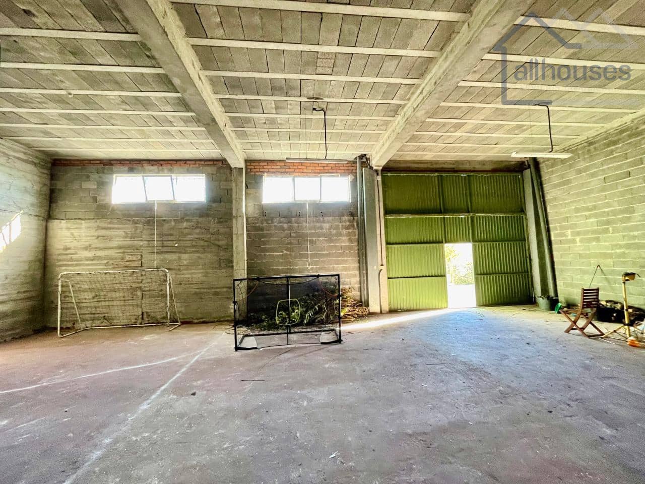 5 bedroom Townhouse for sale in Gondomar with pool garage - € 450,000 (Ref: 9417273)