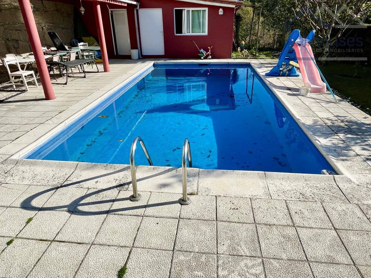 5 bedroom Townhouse for sale in Gondomar with pool garage - € 450,000 (Ref: 9417273)