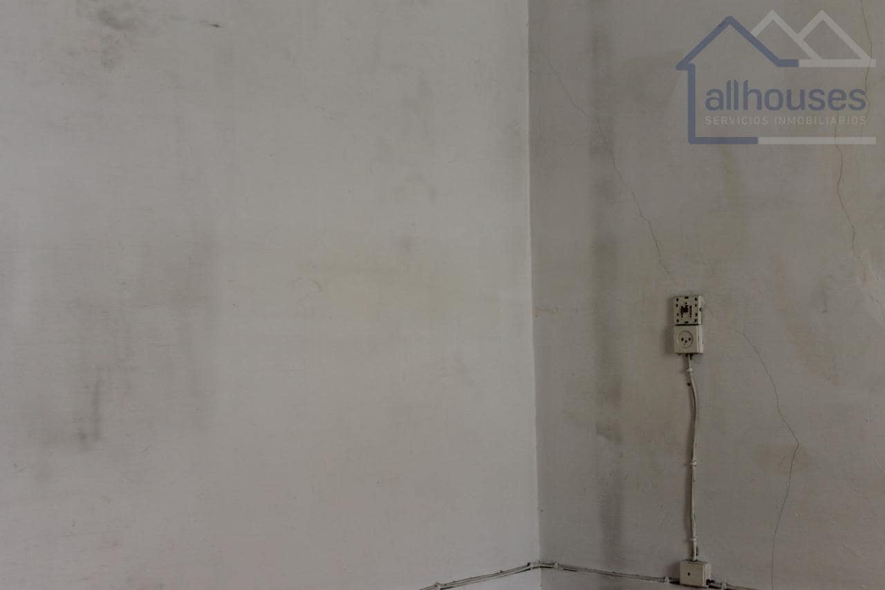 3 bedroom Townhouse for sale in A Guarda - € 75,000 (Ref: 9417274)