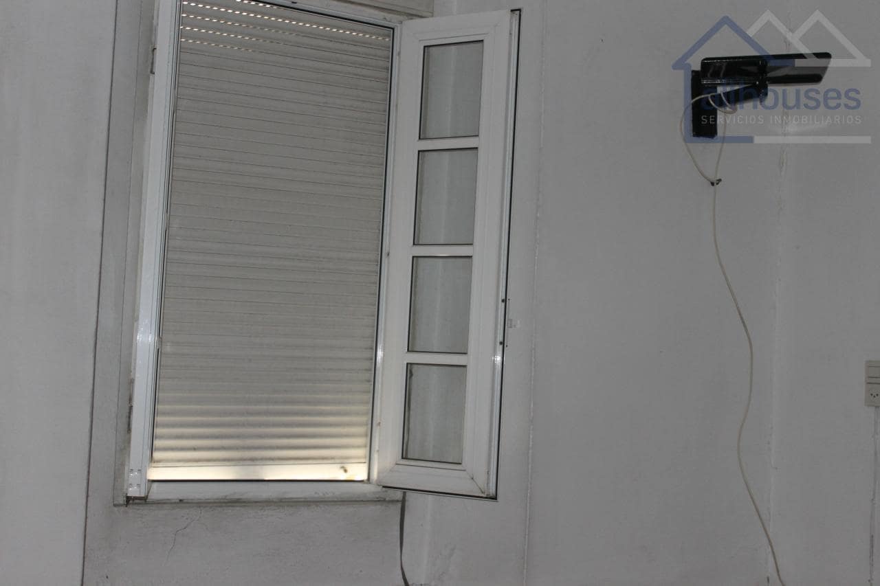 3 bedroom Townhouse for sale in A Guarda - € 75,000 (Ref: 9417274)