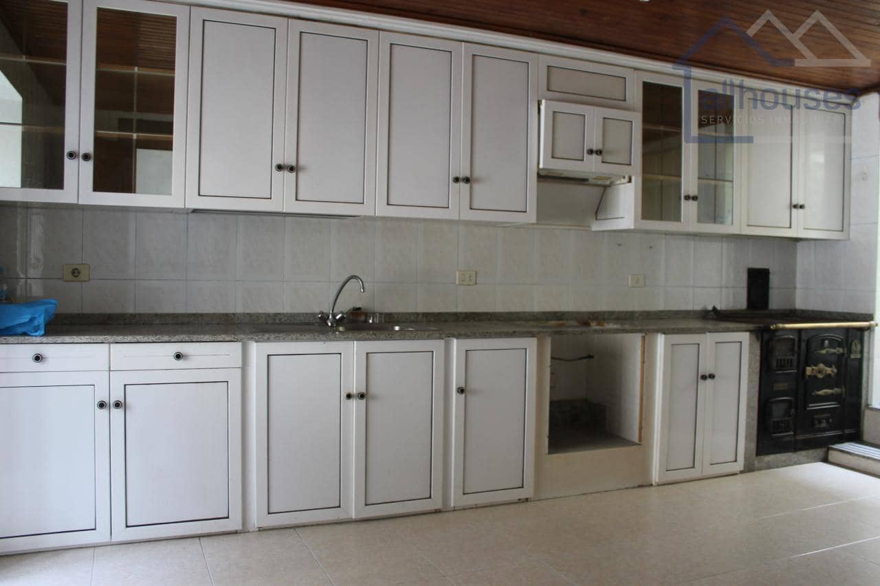 3 bedroom Townhouse for sale in A Guarda - € 75,000 (Ref: 9417274)