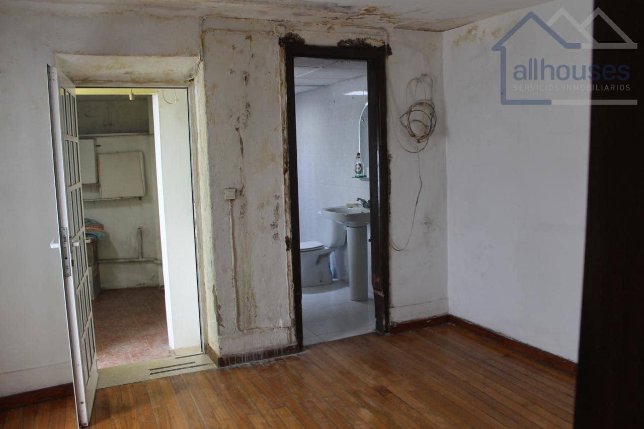 3 bedroom Townhouse for sale in A Guarda - € 75,000 (Ref: 9417274)