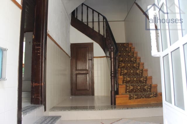 3 bedroom Townhouse for sale in A Guarda - € 75,000 (Ref: 9417274)