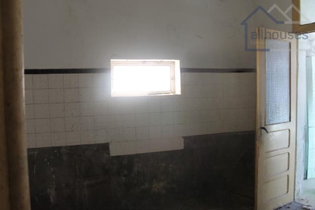 6 bedroom Townhouse for sale in O Rosal - € 125,000 (Ref: 9417275)