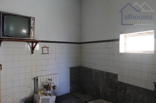 6 bedroom Townhouse for sale in O Rosal - € 125,000 (Ref: 9417275)