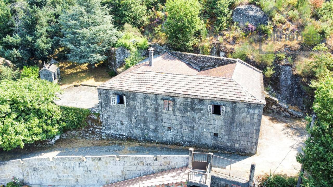 3 bedroom Finca/Country House for sale in Covelo - € 120,000 (Ref: 9417276)