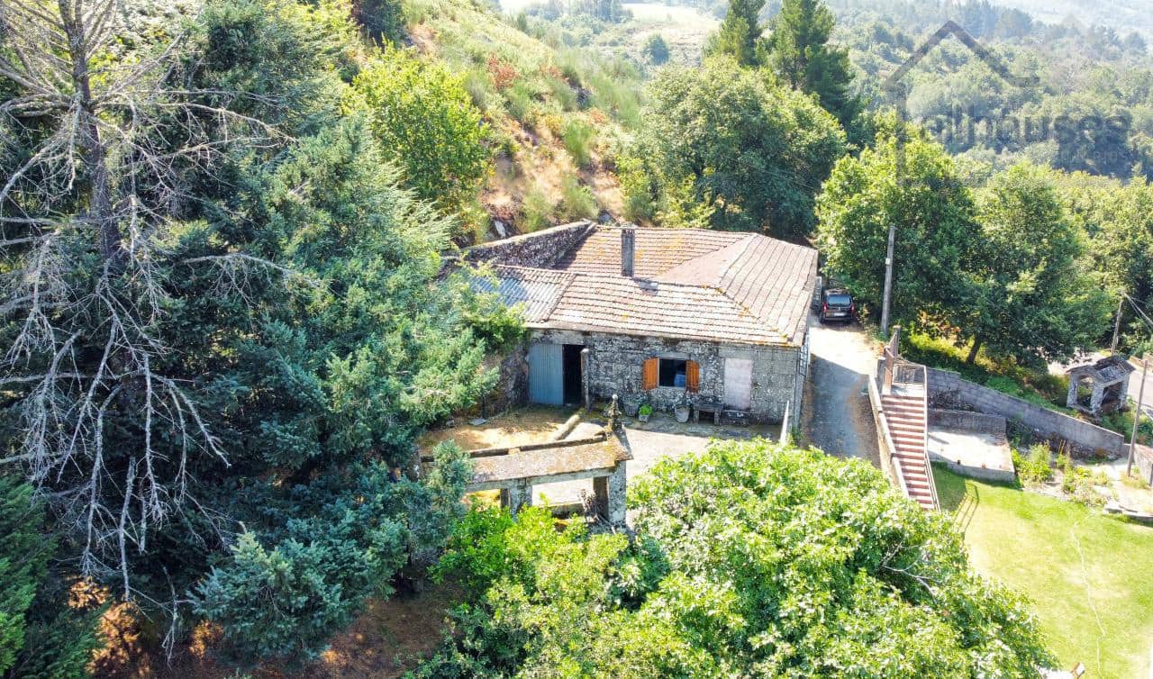 3 bedroom Finca/Country House for sale in Covelo - € 120,000 (Ref: 9417276)