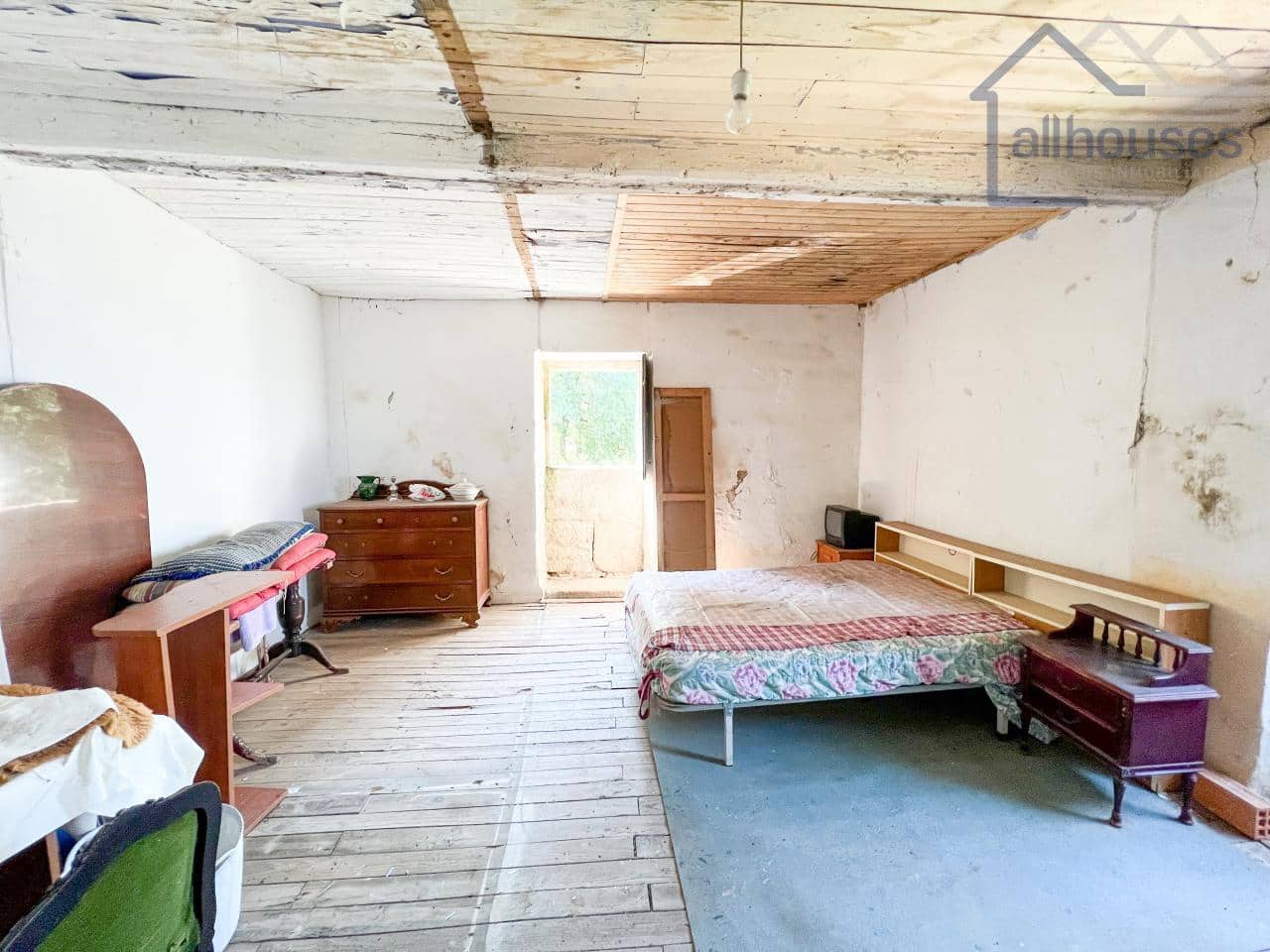 3 bedroom Finca/Country House for sale in Covelo - € 120,000 (Ref: 9417276)