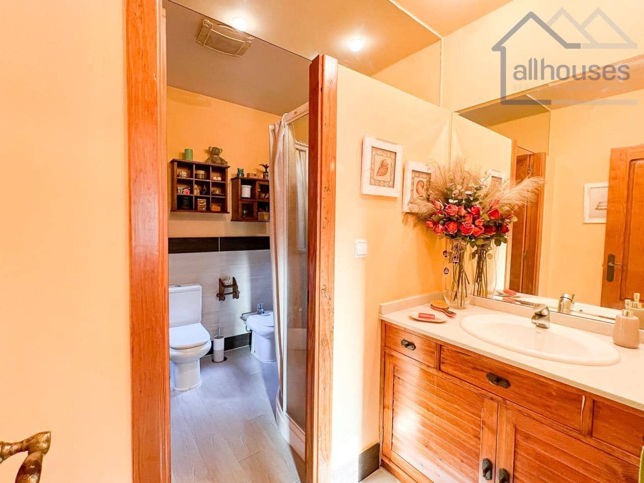 Chalet de 4 habitaciones en Mondariz-Balneario en venta con piscina garaje - 450.000 € (Ref: 9417277)