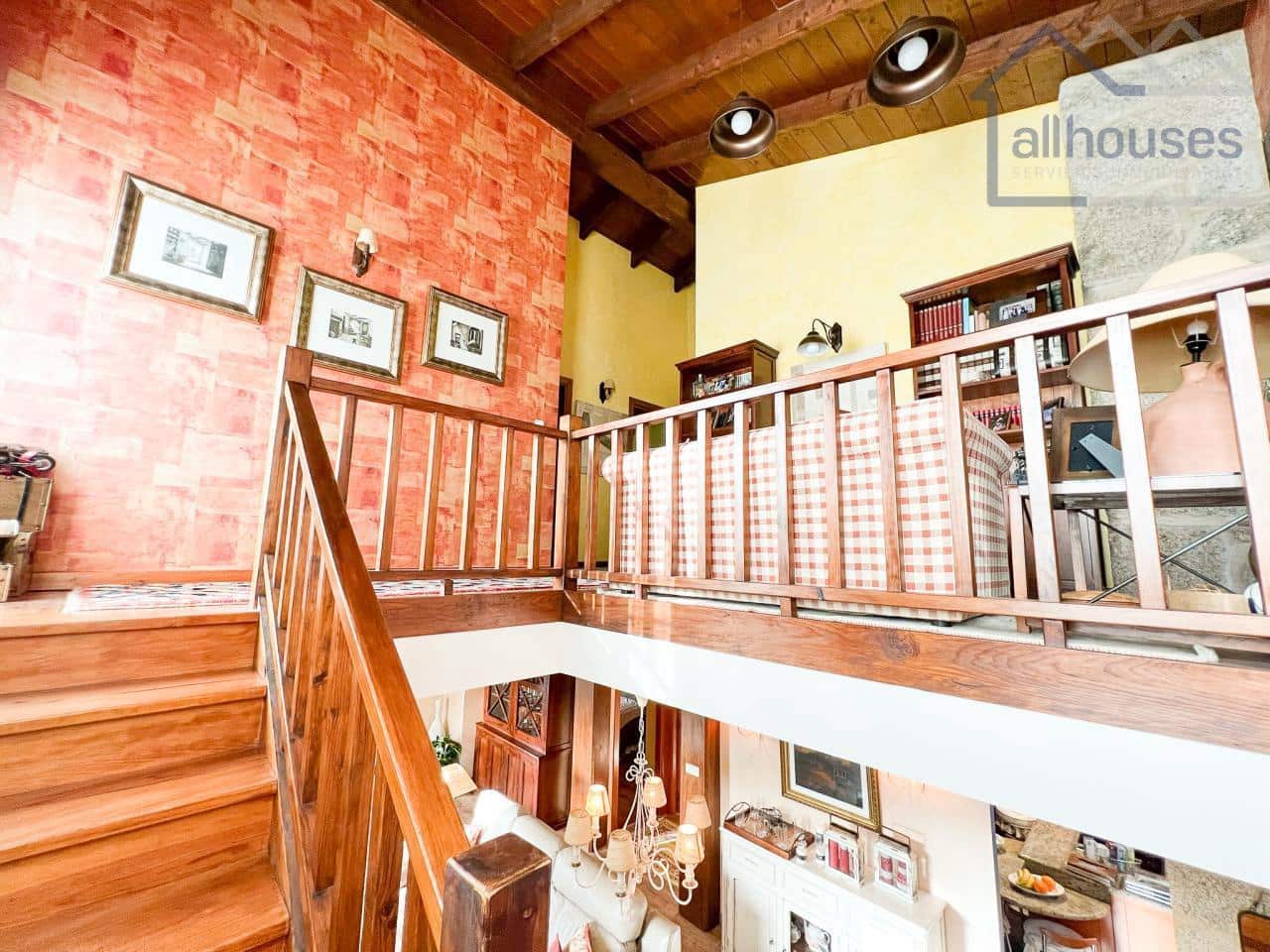 Chalet de 4 habitaciones en Mondariz-Balneario en venta con piscina garaje - 450.000 € (Ref: 9417277)