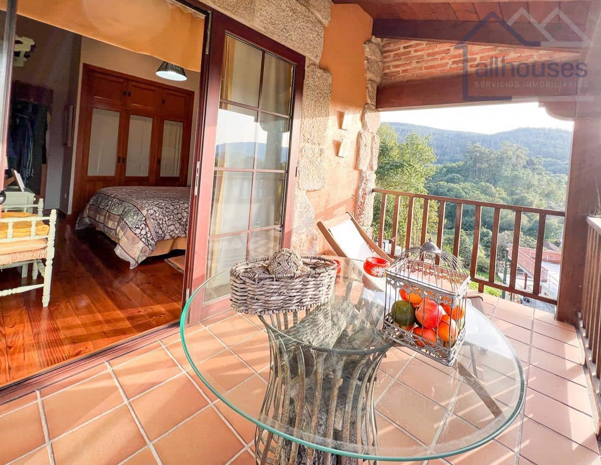 Chalet de 4 habitaciones en Mondariz-Balneario en venta con piscina garaje - 450.000 € (Ref: 9417277)