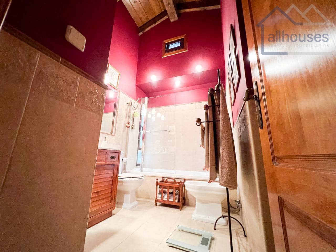 Chalet de 4 habitaciones en Mondariz-Balneario en venta con piscina garaje - 450.000 € (Ref: 9417277)