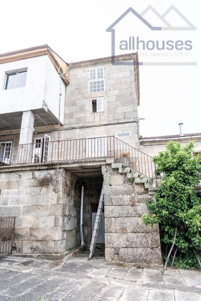 5 bedroom Finca/Country House for sale in Carballeda de Avia - € 249,000 (Ref: 9417279)