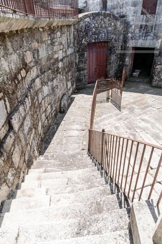 5 bedroom Finca/Country House for sale in Carballeda de Avia - € 249,000 (Ref: 9417279)