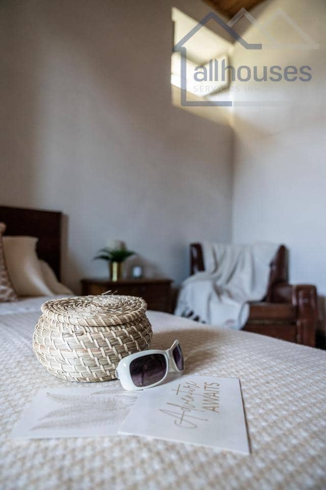 5 bedroom Finca/Country House for sale in Carballeda de Avia - € 249,000 (Ref: 9417279)