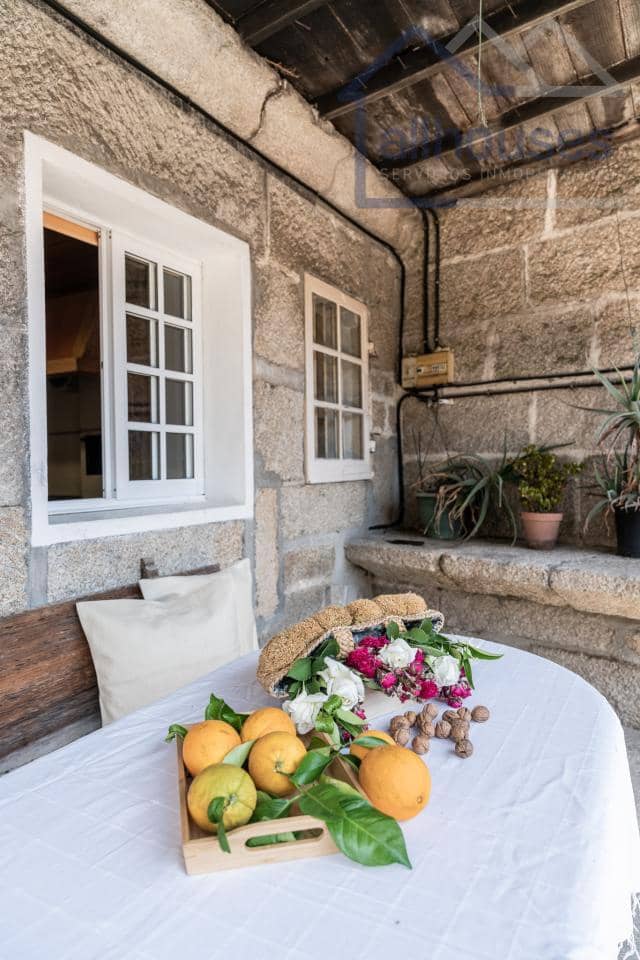 5 bedroom Finca/Country House for sale in Carballeda de Avia - € 249,000 (Ref: 9417279)