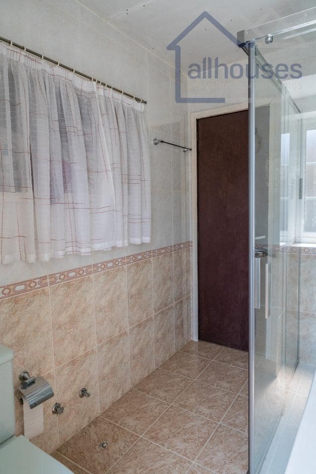 5 bedroom Finca/Country House for sale in Carballeda de Avia - € 249,000 (Ref: 9417279)